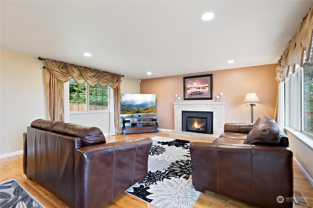 Photo of 17634 46th Avenue S, SeaTac, WA 98188 (MLS # 2242241)