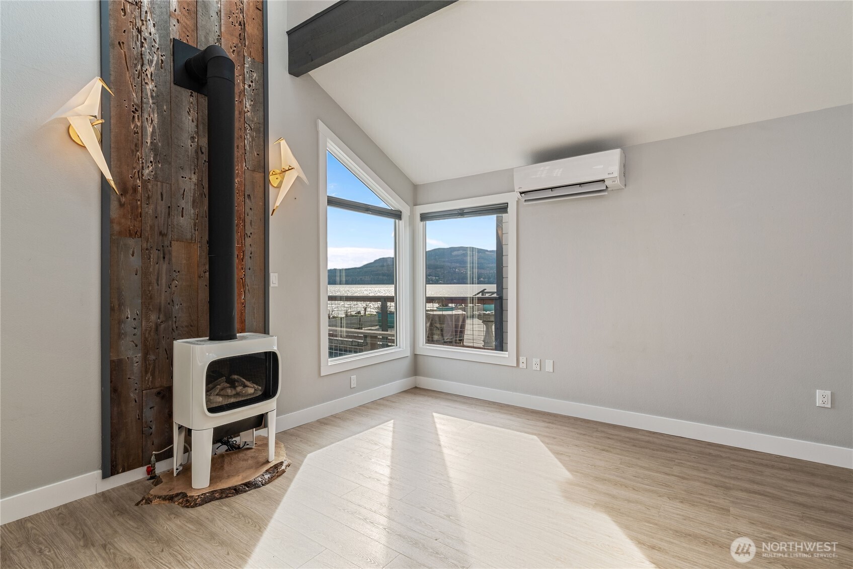 950 Beckett Point Road