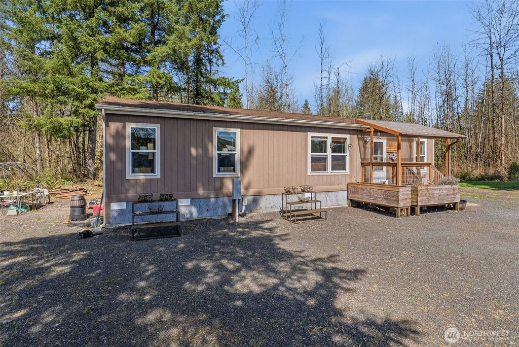Photo of 337 Jorgensen Road, Onalaska, WA 98570 (MLS # 2503518)