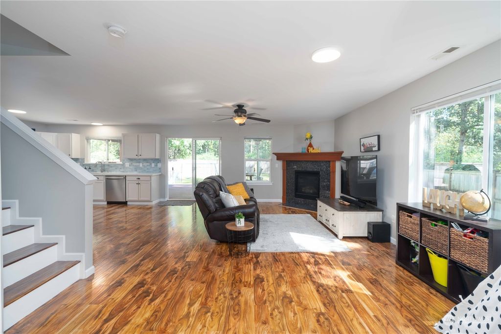 Photo of 7701 85th Avenue NE, Marysville, WA 98270 (MLS # 2286982)