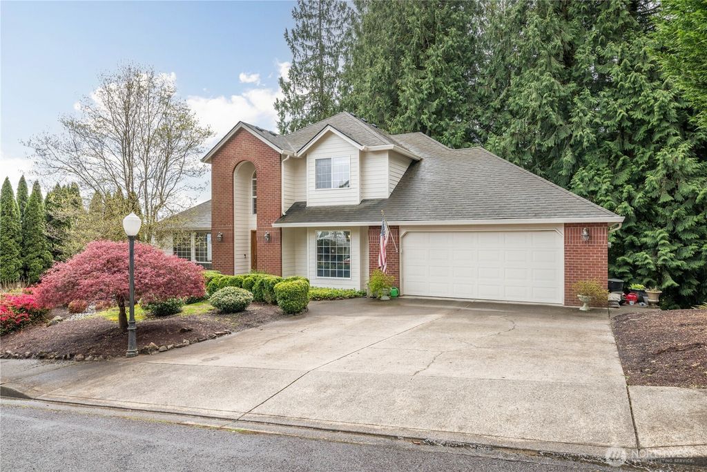 Photo of 239 W St. James Pl, Longview, WA 98632 (MLS # 2508753)