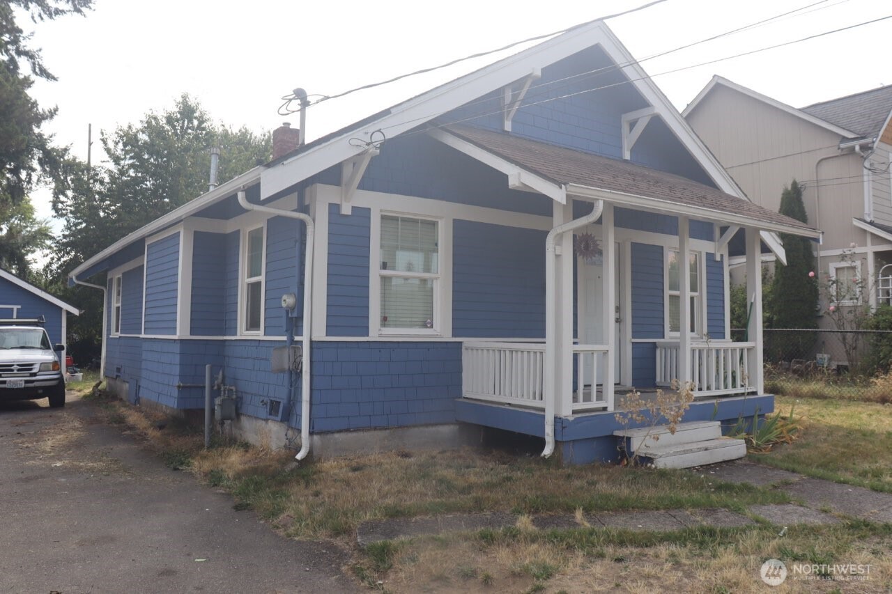 1010 S 39th