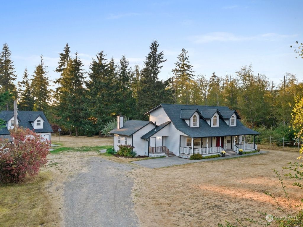 Photo of 15518 22nd Avenue NW, Marysville, WA 98271 (MLS # 2002730)