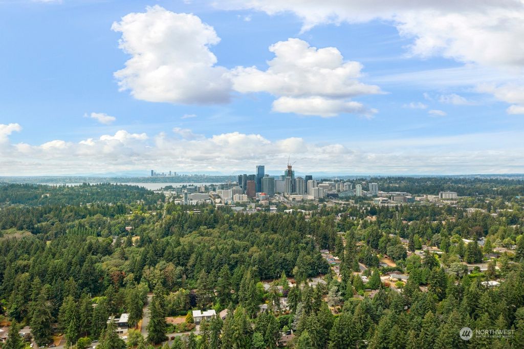 Photo of 208 130th Place NE, Bellevue, WA 98005 (MLS # 2271956)