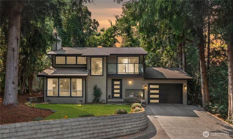 Photo of 10345 36th Avenue NE, Seattle, WA 98125 (MLS # 2568321)