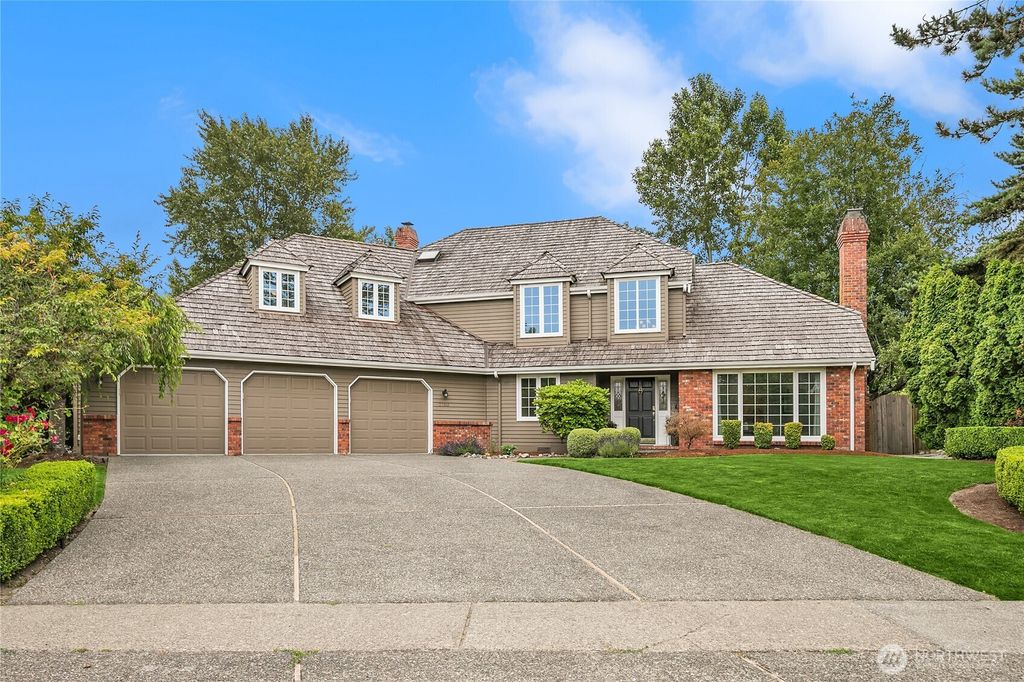 Photo of 7760 81st Place SE, Mercer Island, WA 98040 (MLS # 2392041)