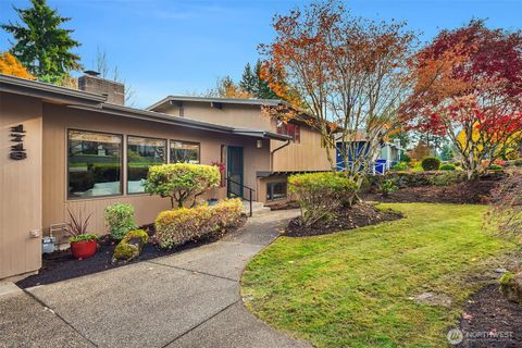 Photo of 1718 128th Avenue SE, Bellevue, WA 98005 (MLS # 2455080)