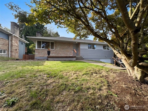 Photo of 11245 12th Avenue S, Seattle, WA 98168 (MLS # 2593081)