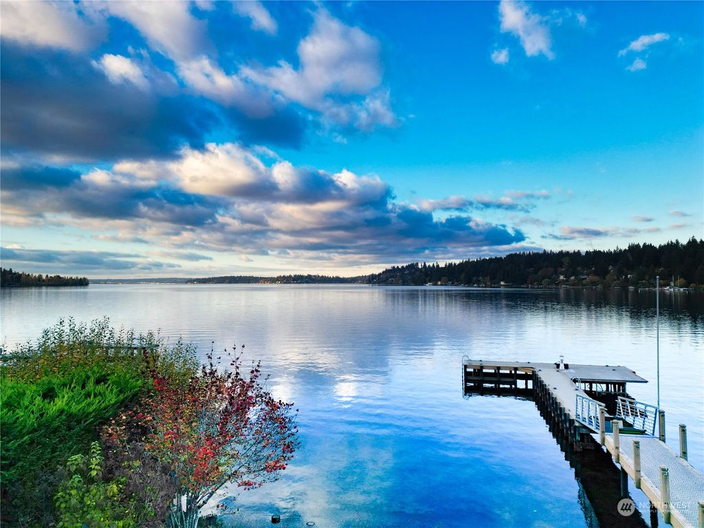 Photo of 3310 97th Avenue SE, Mercer Island, WA 98040 (MLS # 2077116)