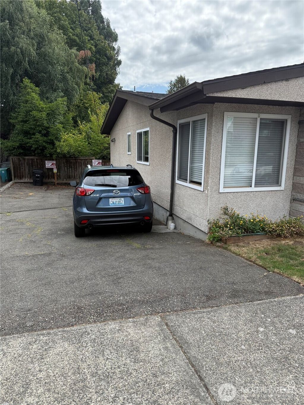 Photo of 1000 N 49th Street, Seattle, WA 98103 (MLS # 2424150)