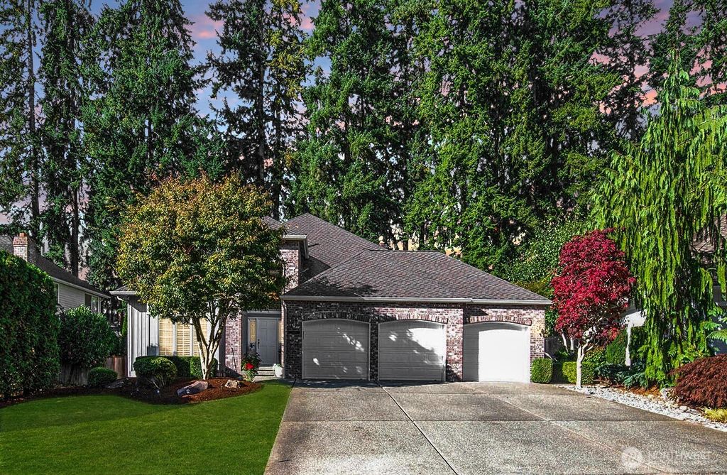 Photo of 15802 29th Drive SE, Mill Creek, WA 98012 (MLS # 2444884)