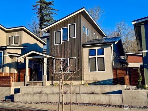 Photo of 4304 Creston Way, Bellingham, WA 98226 (MLS # 2468091)