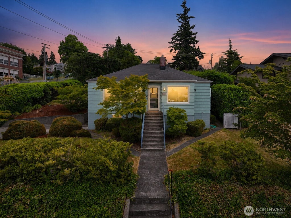 Photo of 1003 14th Street, Bellingham, WA 98225 (MLS # 2547696)