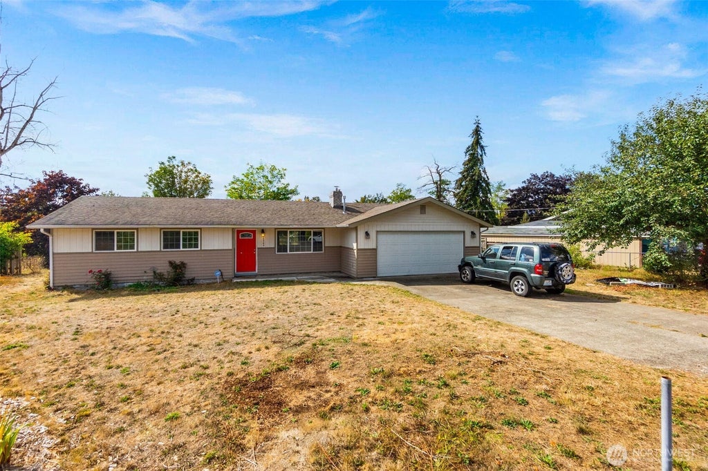Photo of 10343 Tranquility Ln LN SE, Yelm, WA 98597 (MLS # 2586719)
