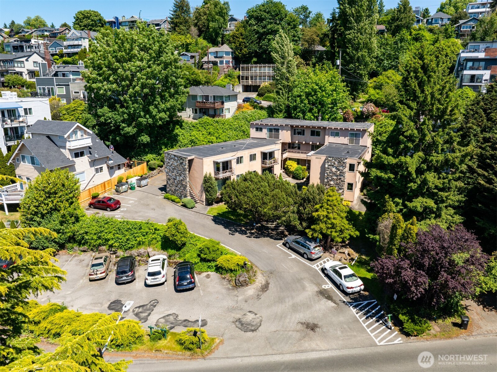 2222 Gilman Drive W