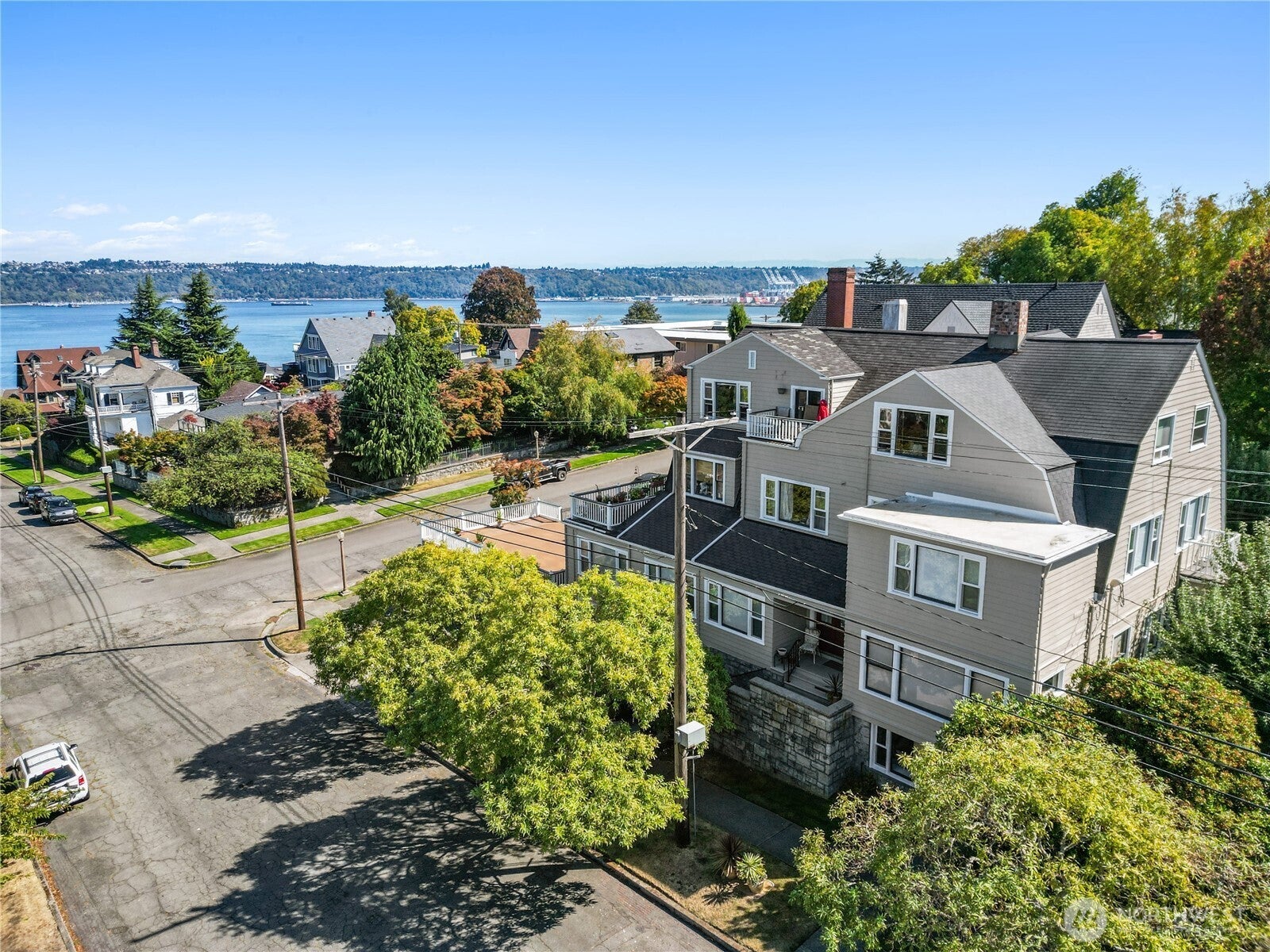 406 N 6th Street