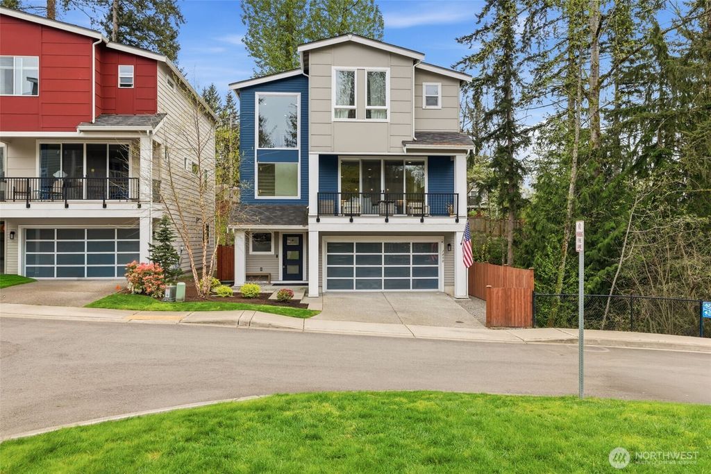 Photo of 1050 NE 230th Avenue, Sammamish, WA 98074 (MLS # 2506852)