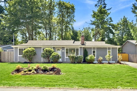 Photo of 21205 NE 60th Place, Redmond, WA 98053 (MLS # 2579846)