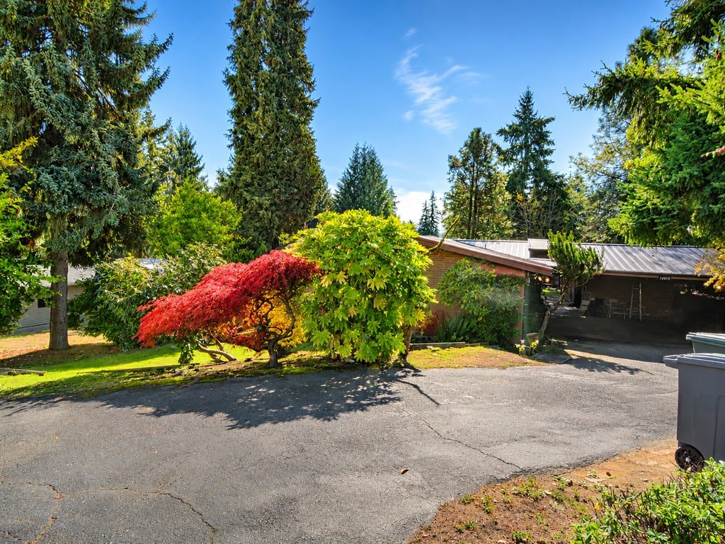Photo of 12619 SE 26th Place, Bellevue, WA 98005 (MLS # 2599236)