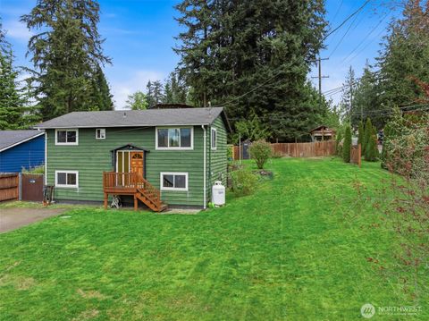 Photo of 1925 107th Drive SE, Lake Stevens, WA 98258 (MLS # 2464817)