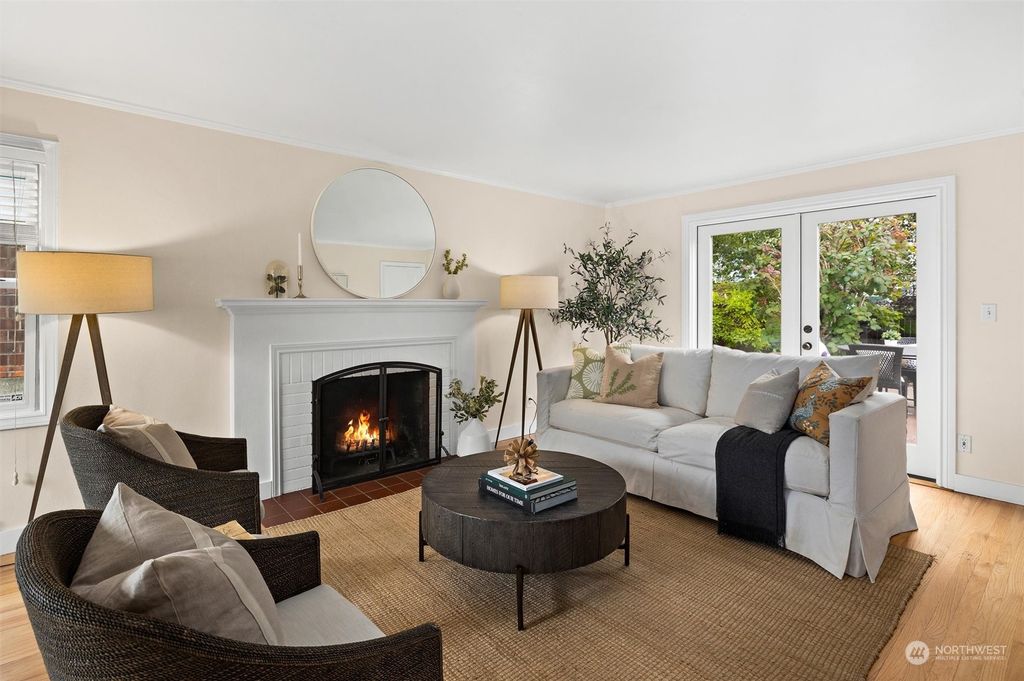 Photo of 6412 30th Avenue NW, Seattle, WA 98107 (MLS # 2172341)