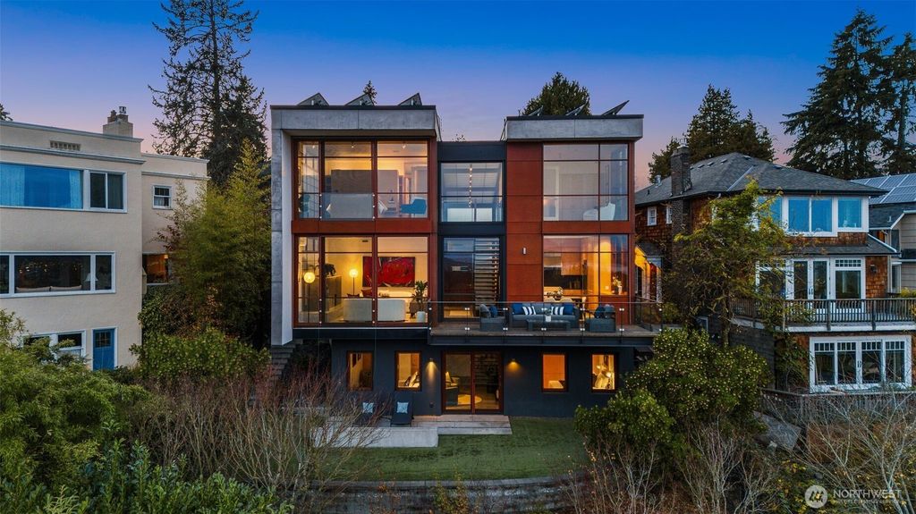 Photo of 1527 E Howe Street, Seattle, WA 98112 (MLS # 2451753)