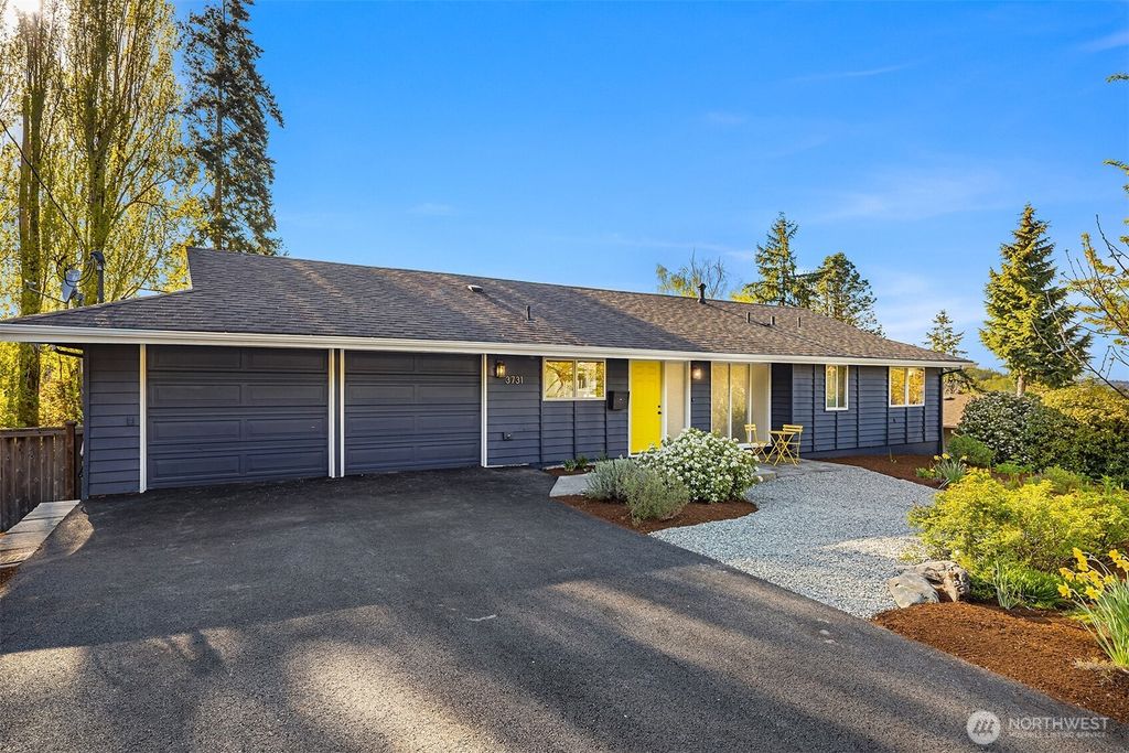 Photo of 3731 79th Avenue SE, Mercer Island, WA 98040 (MLS # 2362044)