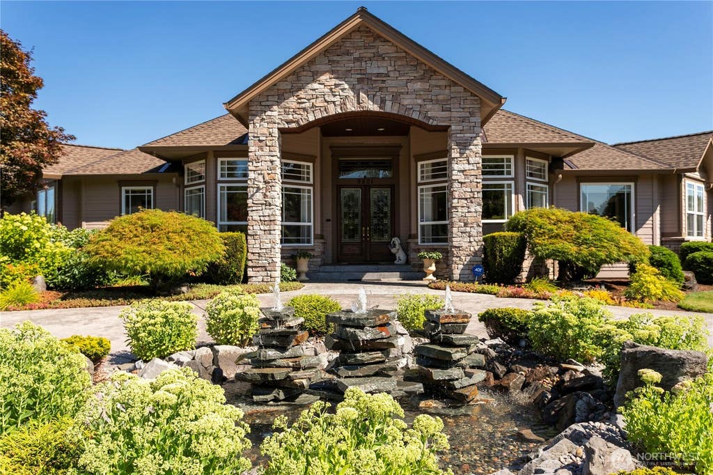 Photo of 9801 NE 176th Street, Battle Ground, WA 98604 (MLS # 2552817)