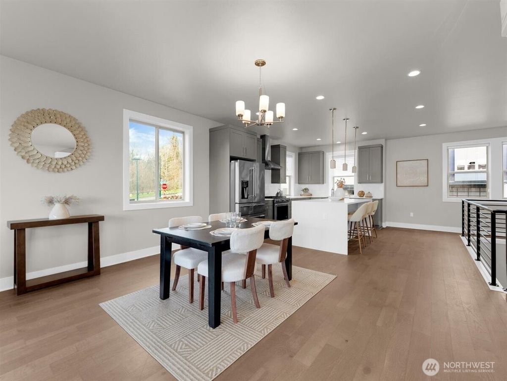 Photo of 13657 SE 67th Lane, Newcastle, WA 98059 (MLS # 2520908)