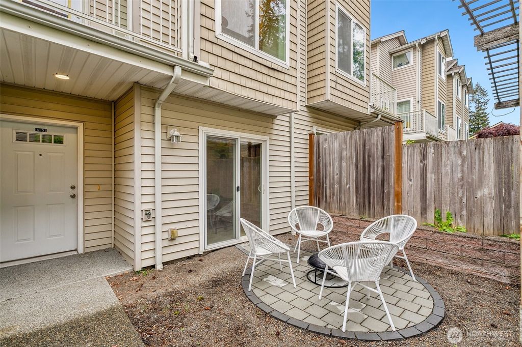 Photo of 14352 Stone Avenue N, Seattle, WA 98133 (MLS # 2375557)