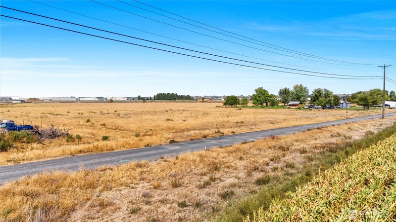 0 Road I NE