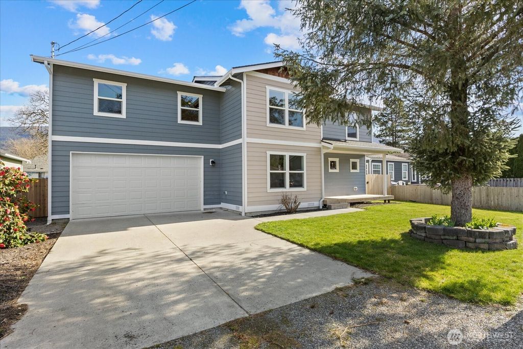 Photo of 315 Orchard Avenue, Gold Bar, WA 98251 (MLS # 2501805)