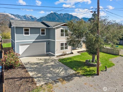 Photo of 315 Orchard Avenue, Gold Bar, WA 98251 (MLS # 2501805)