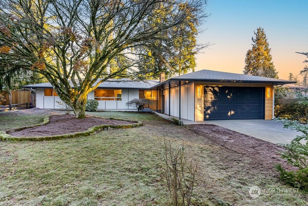 Photo of 2619 133rd Place SE, Mill Creek, WA 98012 (MLS # 2315000)
