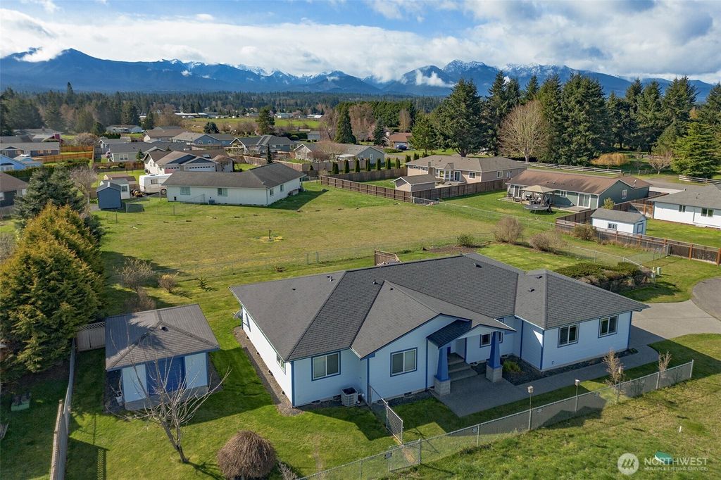 Photo of 42 Kates Court, Port Angeles, WA 98362 (MLS # 2491524)