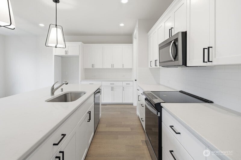 Photo of 1640 Lockridge Loop E #10, Enumclaw, WA 98022 (MLS # 2575693)