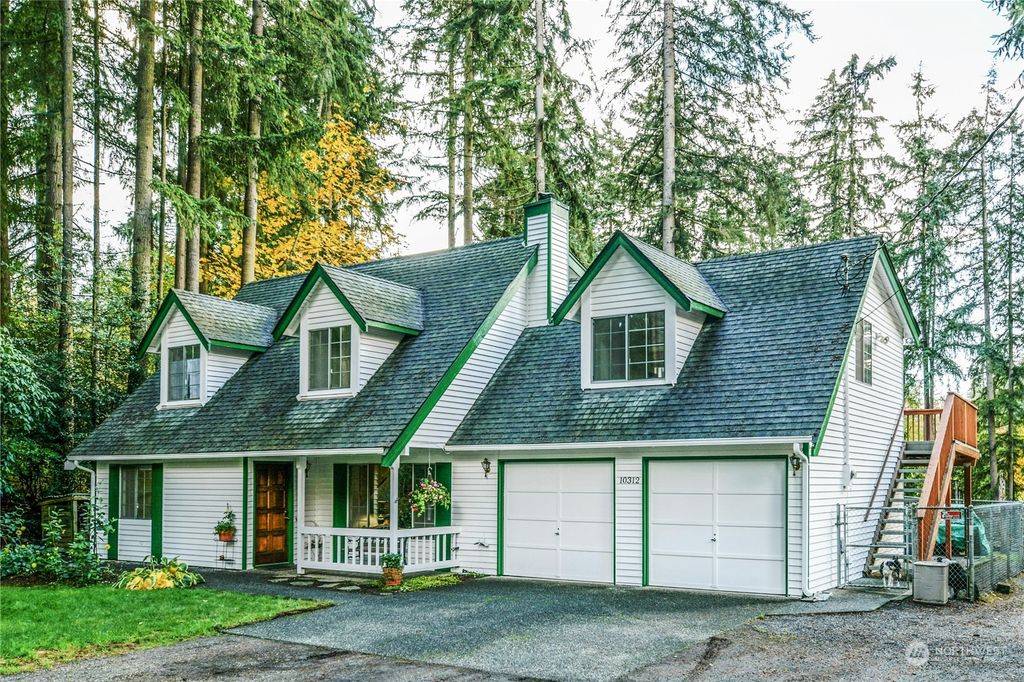 Photo of 10312 210th Street SE, Snohomish, WA 98296 (MLS # 2012560)
