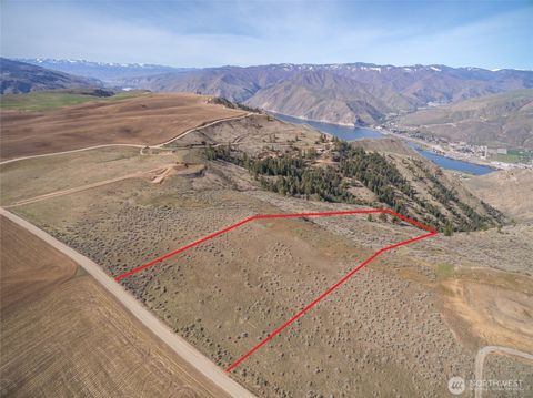 Photo of 12 Road S NW, Waterville, WA 98858 (MLS # 2451836)