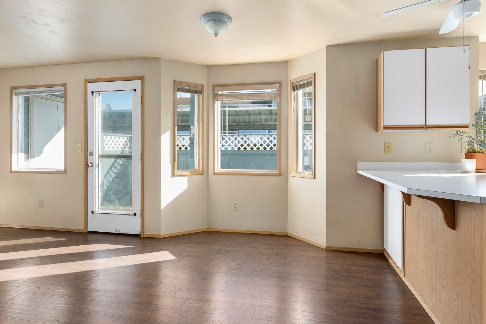 730 SE 8th Avenue B102