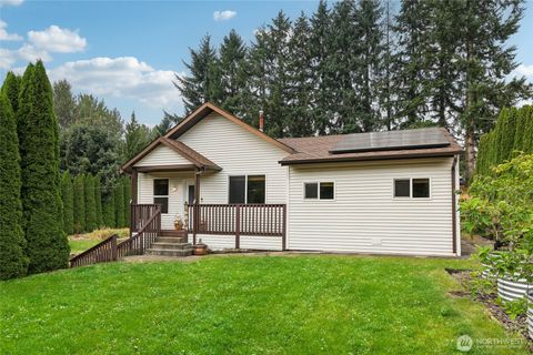 Photo of 16804 SE 128th Street, Renton, WA 98059 (MLS # 2412373)