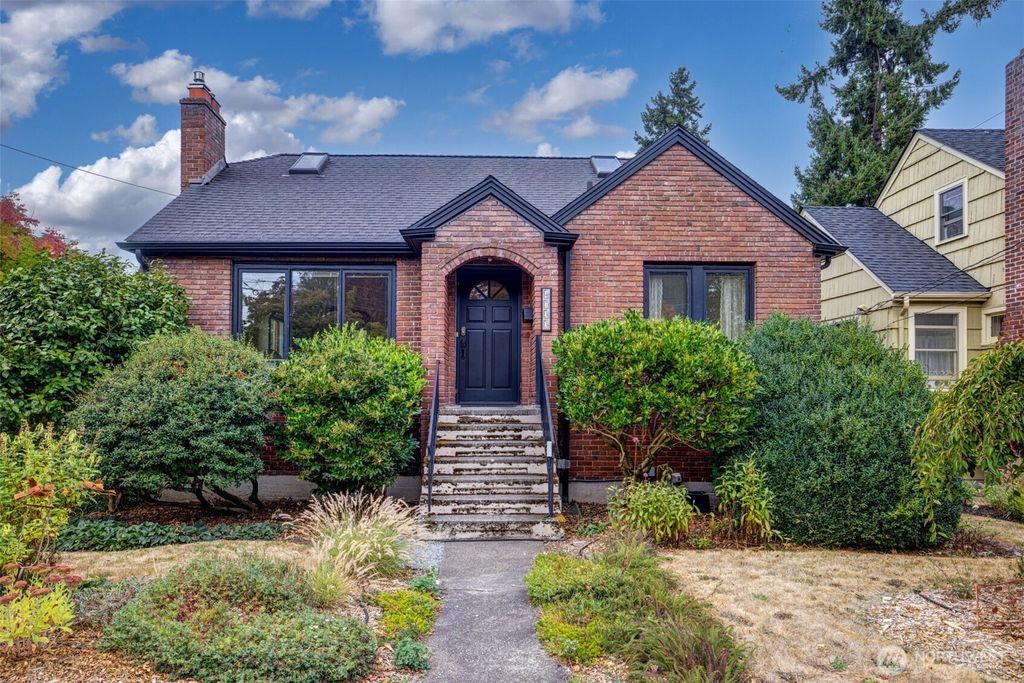 Photo of 4733 51st Avenue S, Seattle, WA 98118 (MLS # 2441740)