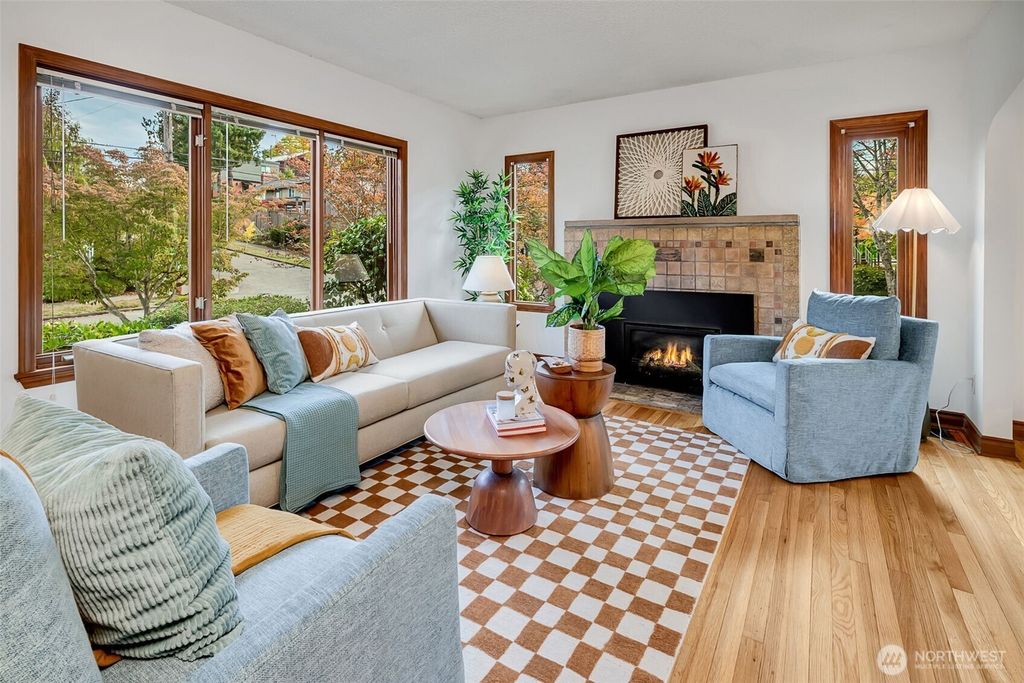 Photo of 4733 51st Avenue S, Seattle, WA 98118 (MLS # 2441740)