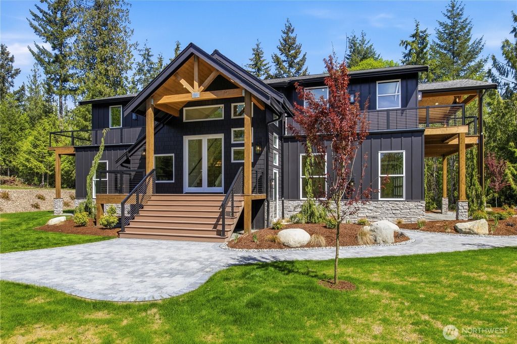 Photo of 23420 253rd Avenue SE, Maple Valley, WA 98092 (MLS # 2519787)
