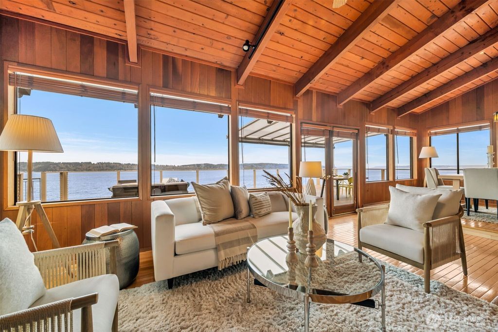 Photo of 10200 Marine View Drive, Mukilteo, WA 98275 (MLS # 2498600)