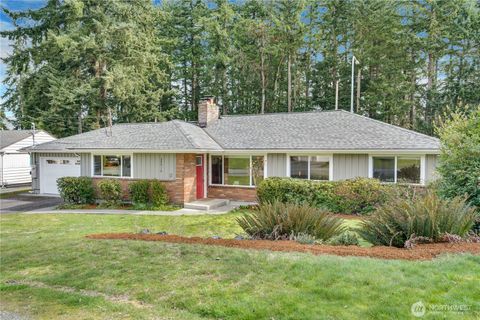 Photo of 20018 Meridian Place N, Shoreline, WA 98133 (MLS # 2498328)