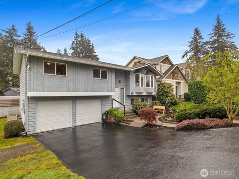Photo of 22427 82 Ave W Ave, Edmonds, WA 98026 (MLS # 2512108)