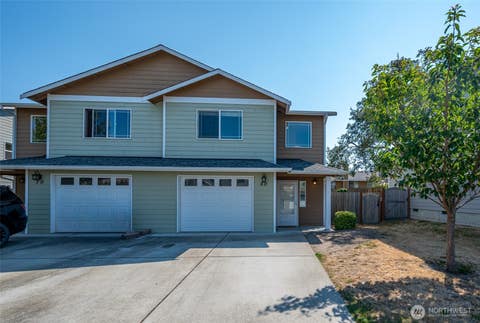 Photo of 60 NE Melrose Drive, Oak Harbor, WA 98277 (MLS # 2567501)
