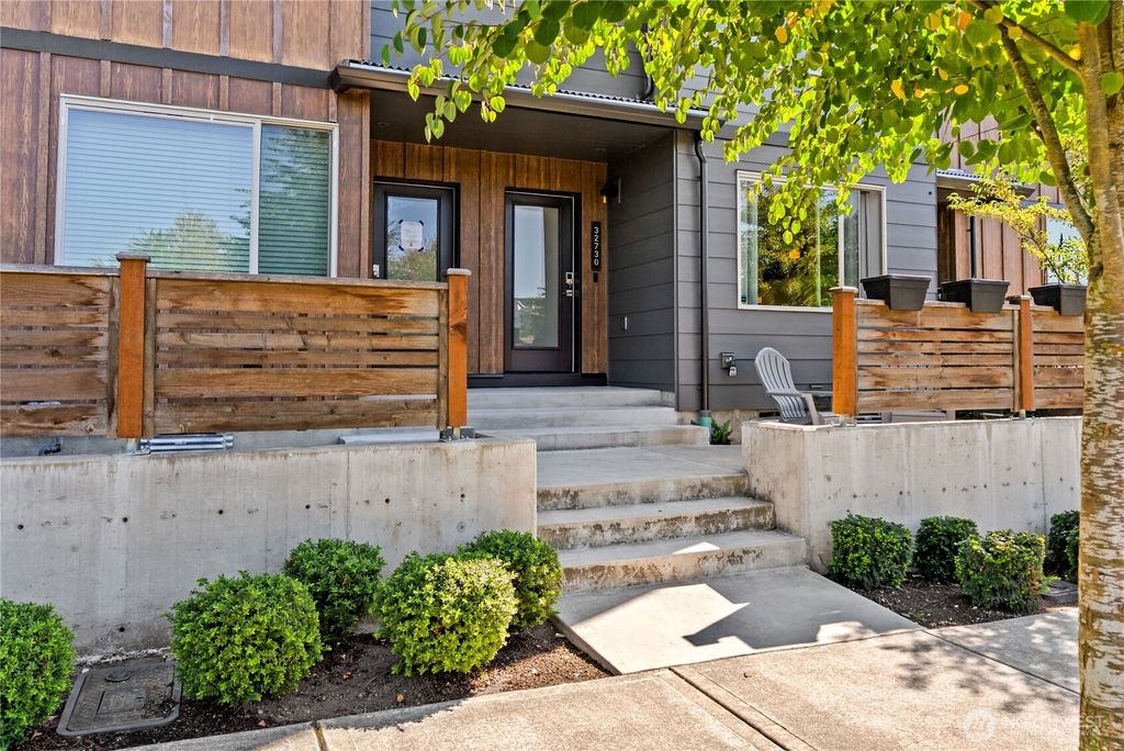 Photo of 32730 Hemlock Avenue SE, Black Diamond, WA 98010 (MLS # 2473155)