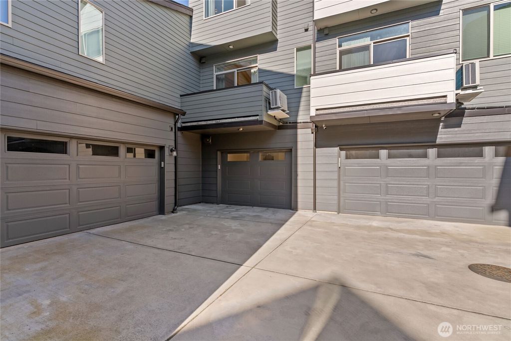 Photo of 32730 Hemlock Avenue SE, Black Diamond, WA 98010 (MLS # 2473155)