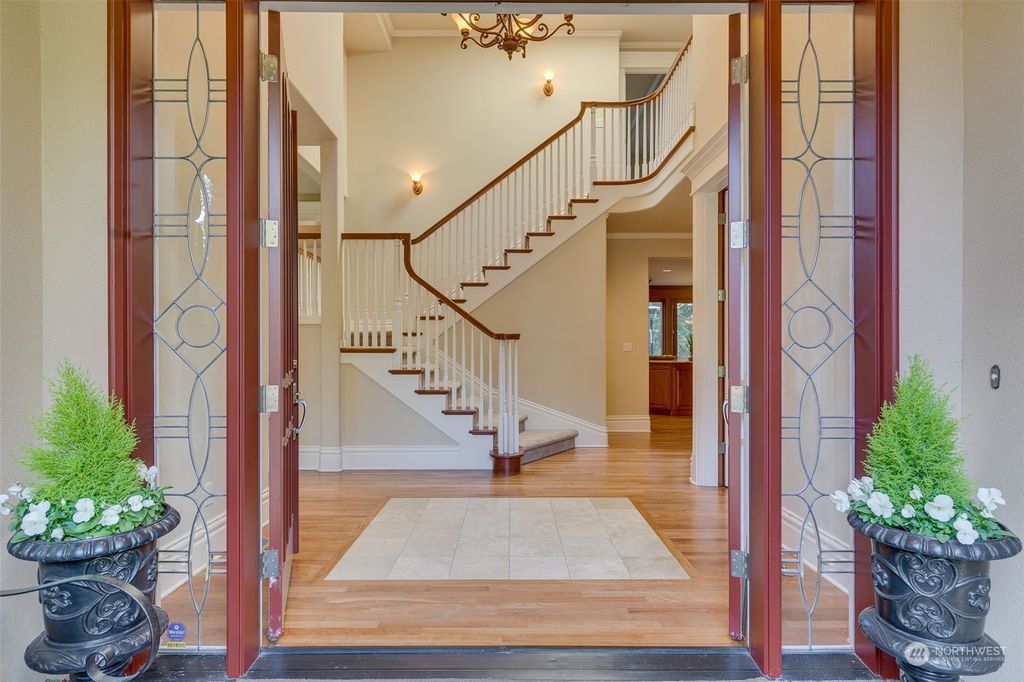 Photo of 2921 204th Lane NE, Sammamish, WA 98074 (MLS # 2170400)